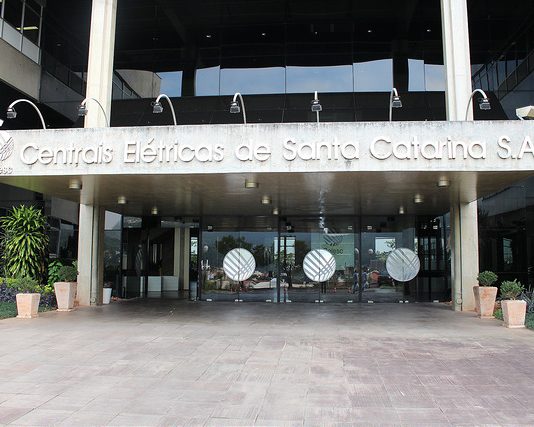 Trabalhadores da Celesc Entram em Greve contra Mudanças na Participação dos Lucros e Resultados Celesc