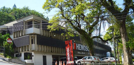 fachada do prédio central do hemosc