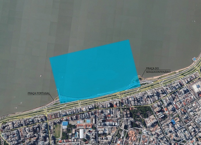 foto de satélite da av. beira-mar norte mostrando um retângulo desenhado sobre o mar onde será a marina