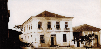 foto antiga mostra a atual casa de de cultura no centro histórico de são josé