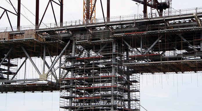 close na estrutura de sustentação da ponte hercílio luz