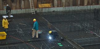 Setor da construção civil conseguiu manter saldo positivo de vagas de trabalho em março - Foto: Divulgação