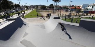 Novidade é que todas as regiões das cidade ganharão pistas de skate, a exemplo da que foi inaugurada recentemente no bairro Carianos - Foto: Cristiano Andujar/PMF