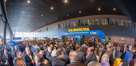 Começou hoje a marcha dos prefeitos a Brasília Foto: CNM/Divulgação