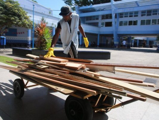 Geração de empregos em abril tem saldo de 6,4 mil vagas no estado Geração de empregos em SC tem melhor abril em 5 anos - Foto: Julio Cavalheiro/ Arquivo Secom