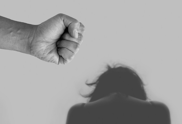 medidas protetivas contra a violência doméstica em São José e Florianópolis