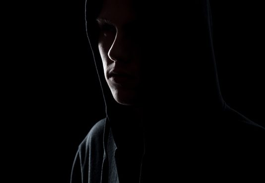 “Stalker” terá que indenizar mulher perseguida de Florianópolis stalker de florianópolis terá de indenizar vítima