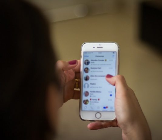 Confirmação de consultas por celular reduz faltas e filas em São José confirmação de consultas por celular na rede de saúde em são josé sc