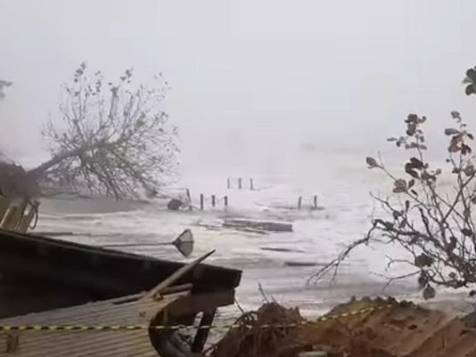 ressaca picarras litoral catarinense