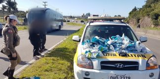 Quatro pessoas que roubaram comercio em Ingleses sao presas na SC 401