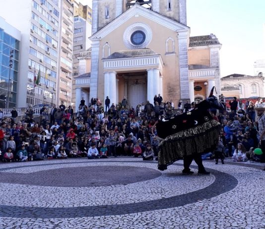 apresentacoes folclore brasileiro centro florianopolis