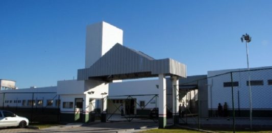 Divergências entre agentes e juíza sobre o Case de São José chegam na Alesc case sao jose visita deputados estaduais