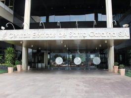 Polícia apura desvio de R$ 17 milhões da Celesc para empresas conveniadas celesc operacao curto circuito desvio de 17 milhoes