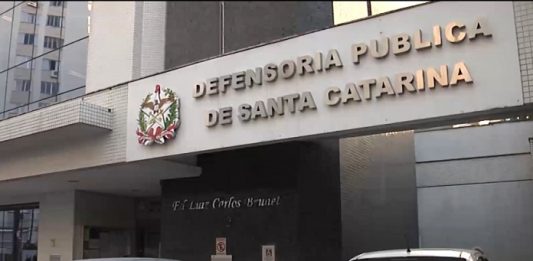 Defensoria Pública estadual abre concurso com 4 vagas e salário de R$ 15 mil demandas principais da defensoria publica de santa catarina