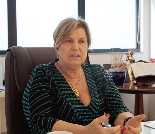 Adeliana Dal Pont, presidente do PSD-SJ, avalia cenário para as eleições em 2020 Adeliana Dal Pont entrevista - lucas cervenka csc