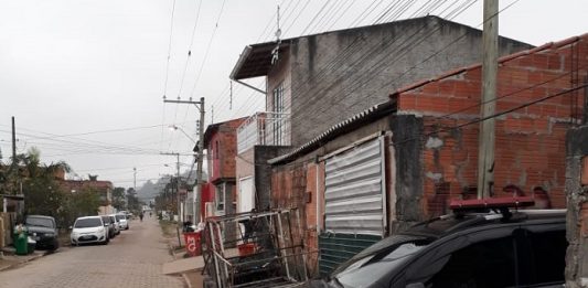 Polícia Civil faz operação para prender membros do PCC em 8 cidades de SC operacao remanescente policia civil contra o pcc em sc