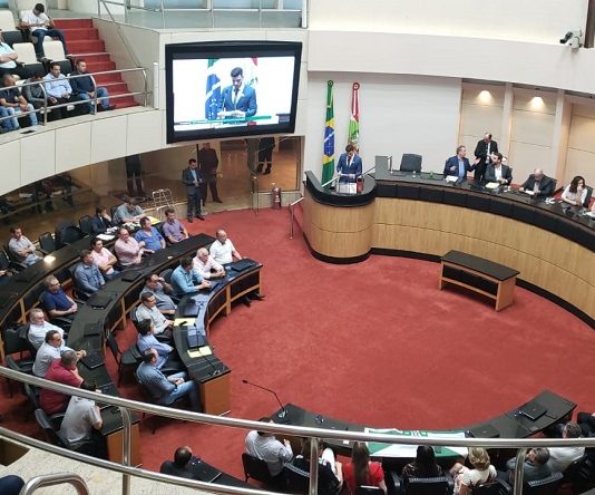 Audiência debate PL que propõe aumentar repasse de recursos do ICMS para pequenos municípios