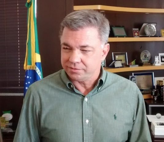 Chabu: MPF pede arquivamento parcial de denúncia contra Gean Loureiro gean loureiro em seu gabinete