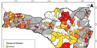 mapa de sc com escala de cores mostrando situação dos municípios