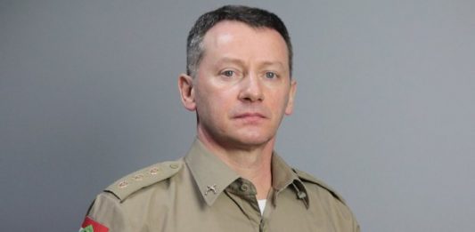 Dionei Tonet será o novo comandante-geral da Polícia Militar de Santa Catarina foto de dionei tonet usando farda da polícia militar sobre fundo neutro