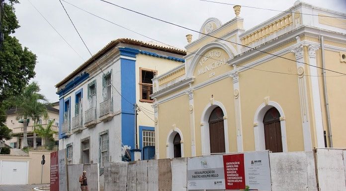 Fachada do Teatro e Casa da Cultura