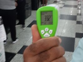 termômetro marcando 33,2 ºC