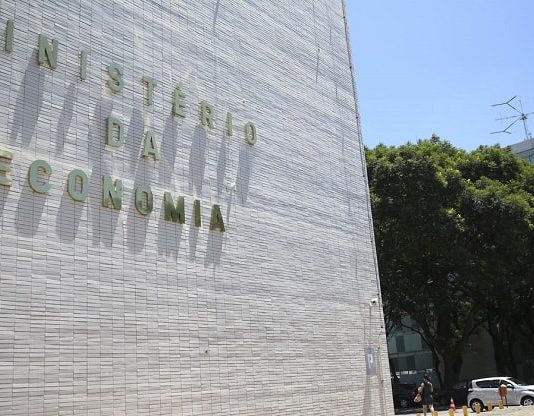 fachada do ministério da economia