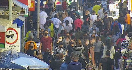 Santa Catarina tem 11.364 pessoas como casos ativos de Covid-19