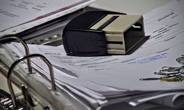carimbo sobre documentos