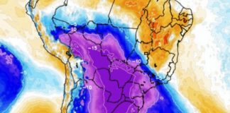 mapa da américa do sul com as linhas dos países com cores em cima de acordo com a temperatura; indicação de frio para o sul do brasil