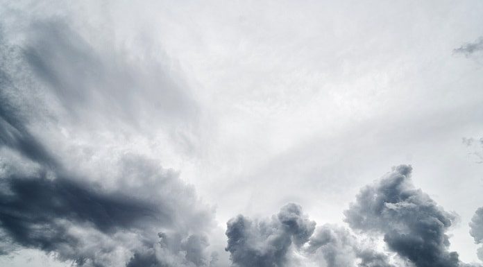 clima para amanhã - previsão do tempo para santa catarina - céu com nuvens em sc; chuva