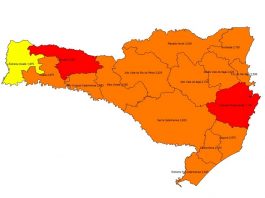 mapa de sc com escala de cores de acordo com a classificação para cada região