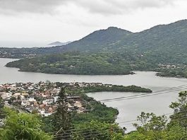 Vista do alto na Lagoa da Conceição