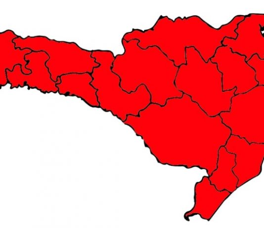 todas as regiões de santa catarina estão em risco gravíssimo à covid em atualização da matriz na quarta (22/12)