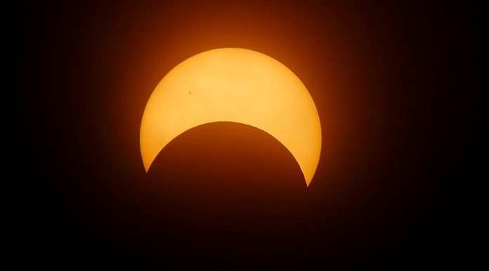 eclipse parcial do sol