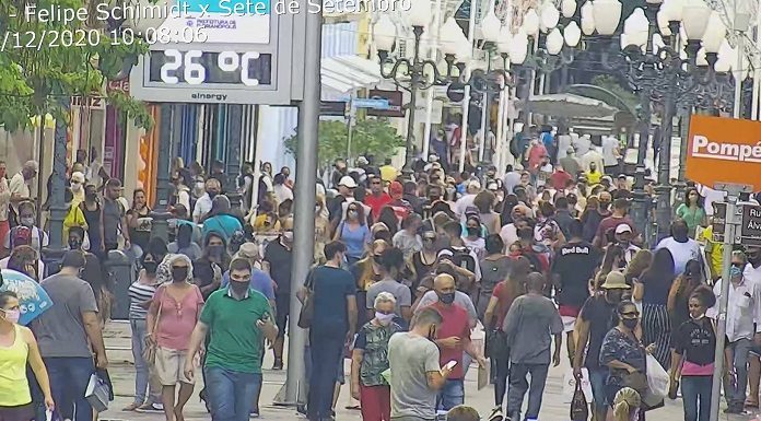 Municípios da Grande Florianópolis têm mais de 5 mil casos ativos de Covid-19 e 737 mortes