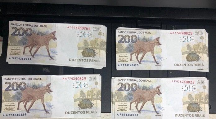 Gráfica em Blumenau falsificava R$ 500 mil por mês