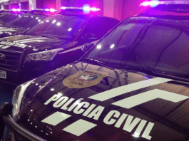 Abatedouro clandestino é fechado na Grande Florianópolis Viaturas da Polícia Civil