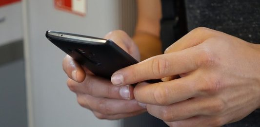 Polícia: boato de sequestro de crianças circula em áudios no whatsapp