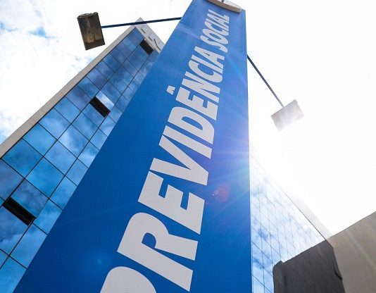 Aposentadorias começam a ser pagas com reajuste de 10% pelo INSS INSS