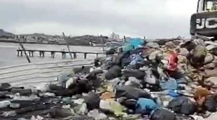 IMA multa Comcap por conta de lixo aos fundos da passarela Nego Quirido