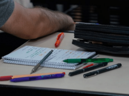 Estudantes do ensino superior em SC podem se inscrever para bolsas do Uniedu Uniedu