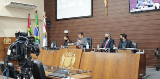 Reunião na Câmara Municipal de Florianópolis