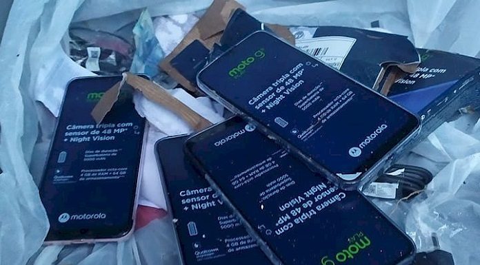 celulares novos com película roubados por adolescentes em loja na lagoa da conceição