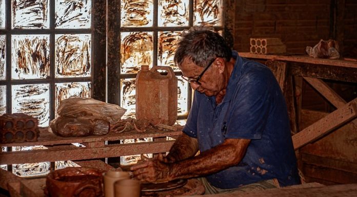 Documentário Tatá - O Oleiro estreia na Fundação Cultural Badesc