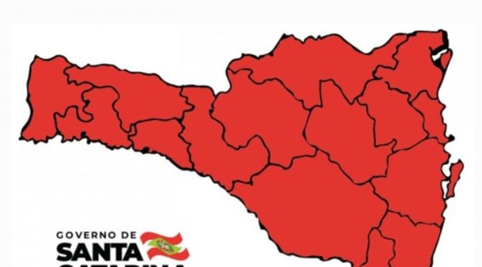 Santa Catarina está de novo totalmente no vermelho - mapa divido por regiões. todas vermelhas