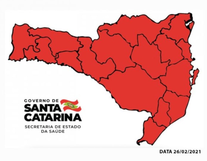 Santa Catarina está de novo totalmente no vermelho - mapa divido por regiões. todas vermelhas
