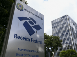 Imposto de Renda: Placa da Receita Federal, do Ministério da Fazenda