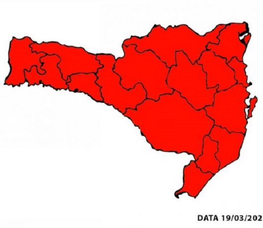 Santa Catarina completa um mês com todas as regiões em vulnerabilidade máxima ao coronavírus mapa de sc com todas as regiões no vermelho - risco gravíssimo de vulnerabilidade ao coronavírus