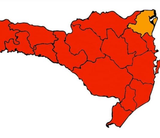 Matriz de risco aponta 15 regiões de SC em nível gravíssimo para Covid Matriz de risco aponta 15 regiões de SC em nível gravíssimo para Covid